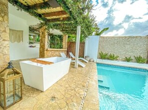 Piscine extérieure