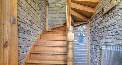 Haut Perché in Giron 1000