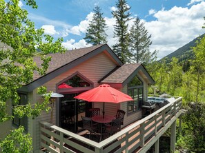 Outdoor dining - Spruce Park H - Cozy East Vail Home with Private Hot Tub - Easy Village Access (Vail)