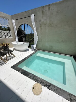 Pool - Romantic Private Pool Suite with outdoor tub Rincon, close to beaches (Rincon)