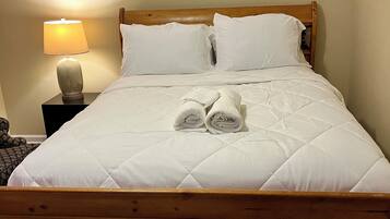 Desk, iron/ironing board, free WiFi, bed sheets