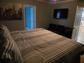 3 Schlafzimmer, Schreibtisch, WLAN, Bettwäsche
