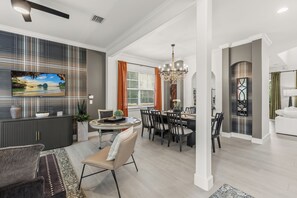 Dining - Golfer's Retreat | 8 BR Orlando Vacation Home w/ Private Pool at Reunion Resort (Kissimmee)