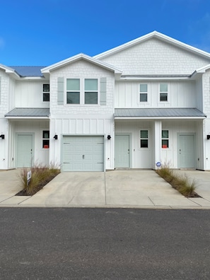 Exterior - Close to the beach, The Wharf, Sportsplex, OWA, Airport, Pet Friendly! (Orange Beach)