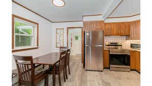 Private kitchen - Hersheypark in 2 miles,w/ large private yard (Hershey)