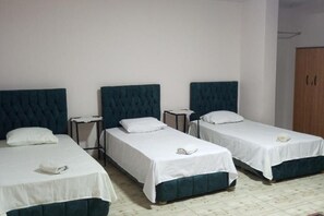 Internet - Timo Pyramids View : Deluxe Triple Room (Giza Governorate)