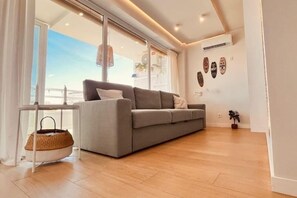 Living area - Your vacation home in La Carihuela - 2 minutes from the beach (Torremolinos)