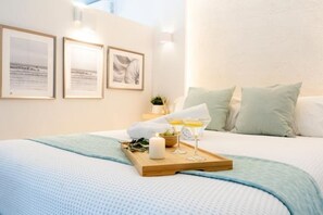 Iron/ironing board, WiFi, bed sheets - Your vacation home in La Carihuela - 2 minutes from the beach (Torremolinos)