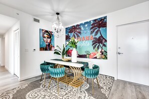 Interior - 3Bedroom 2 Bath Condo  (Miami)