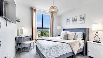 Bureau, espace de travail pour ordinateur portable