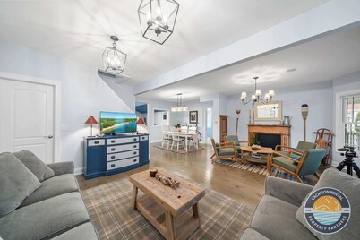 Williams Bay Family Getaway | Beach, Kayaks & Lake