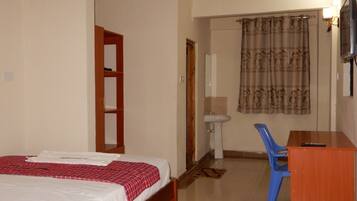 Kamar Double Standar, pemandangan kota | Wi-Fi gratis