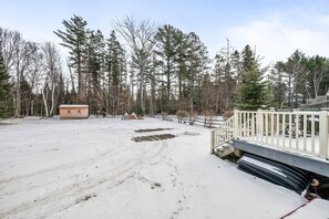 Property grounds - Downtown Crossing Condo | Walk everywhere, pet friendly (Rangeley)