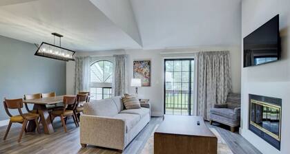 2 BR unit w/ Queen beds, 2 Bath, Full Kitchen, occupancy limit of 6 ppl