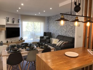 Interior - RIERA Modern Apartment in the Heart of Roses (Roses)