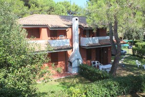 Exterior - Holiday apartment with air conditioning, terrace and garden (Bibione)