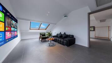 Family Suite, Mountain View | Living area