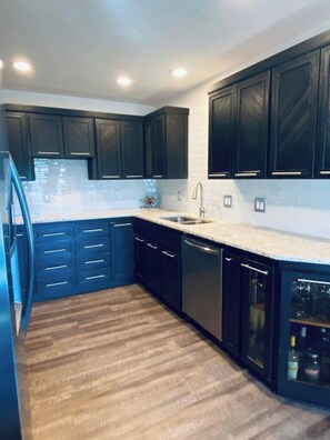 Family Condo, Mountain View | Private kitchen - Snowshoe Condo  (Brian Head)