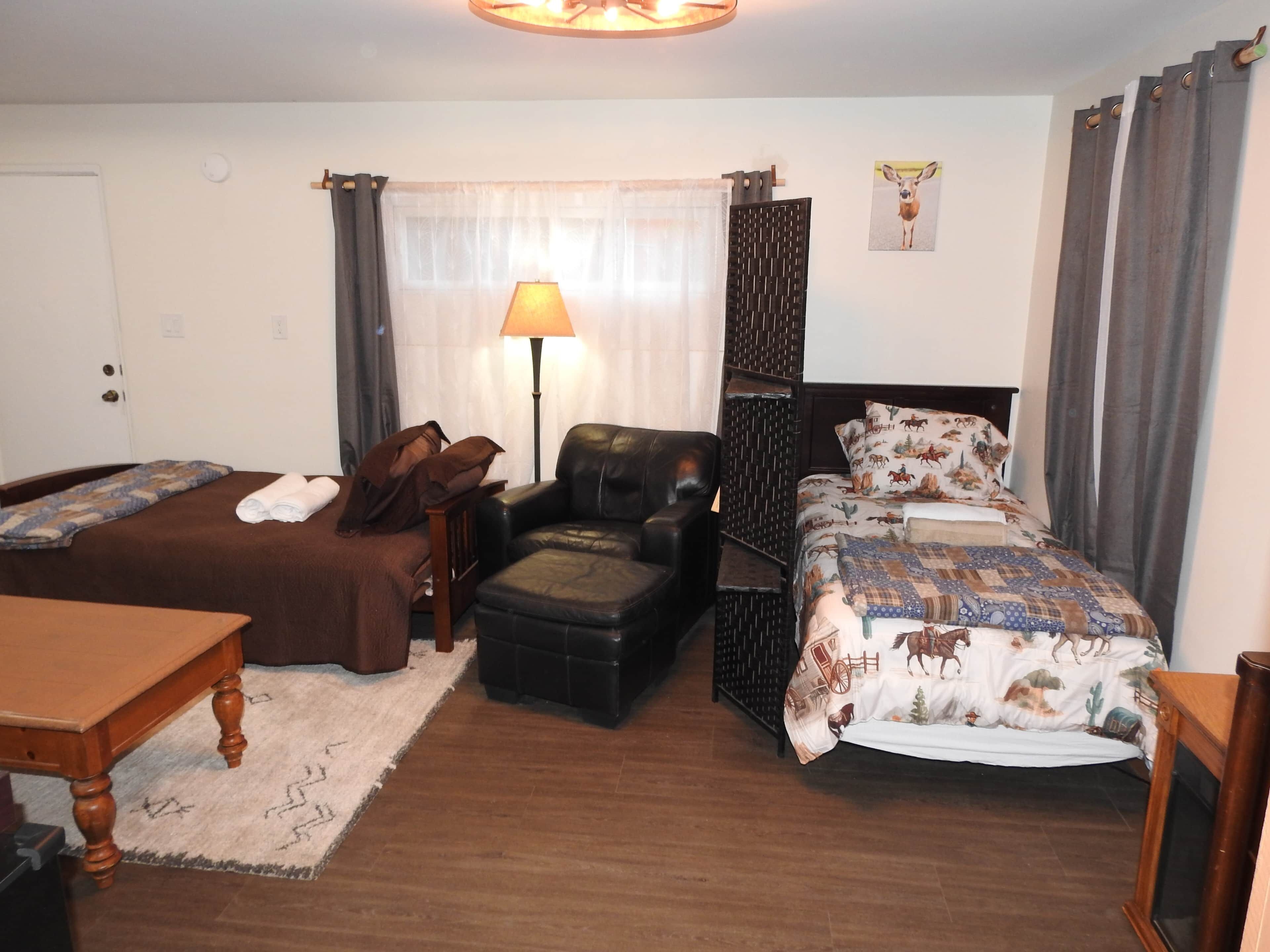 3 bedrooms, in-room safe, iron/ironing board, free WiFi