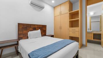 3 quartos, ferros/tábuas de passar roupa, Wi-Fi, roupa de cama