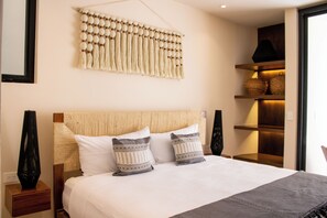 In-room safe, iron/ironing board, free WiFi