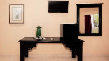 Single Room, Partial Ocean View | Wi-fi percuma