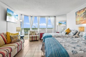 WiFi, bed sheets - Beachfront Studio w/ Pool & Gulf Views (Panama City Beach)