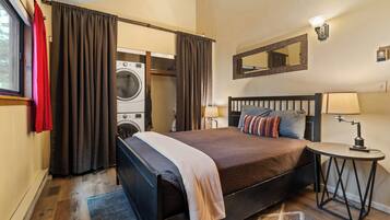 Kondominium Comfort, patio, pemandangan gunung | Wi-Fi gratis