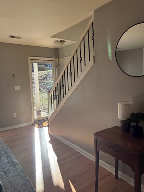 Interior - Perfect 3 Bedroom Home near Woodruff Rc, (Greenville)