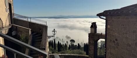 Enceinte de lâhĂ©bergement