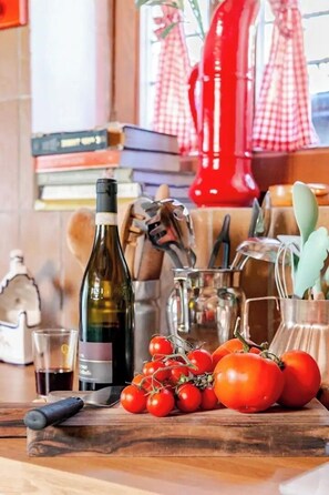 Imagen sin descripción, 4 de 26, botón