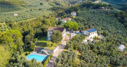 Great View Dependance Pool & Relax, Lamporecchio, Italy