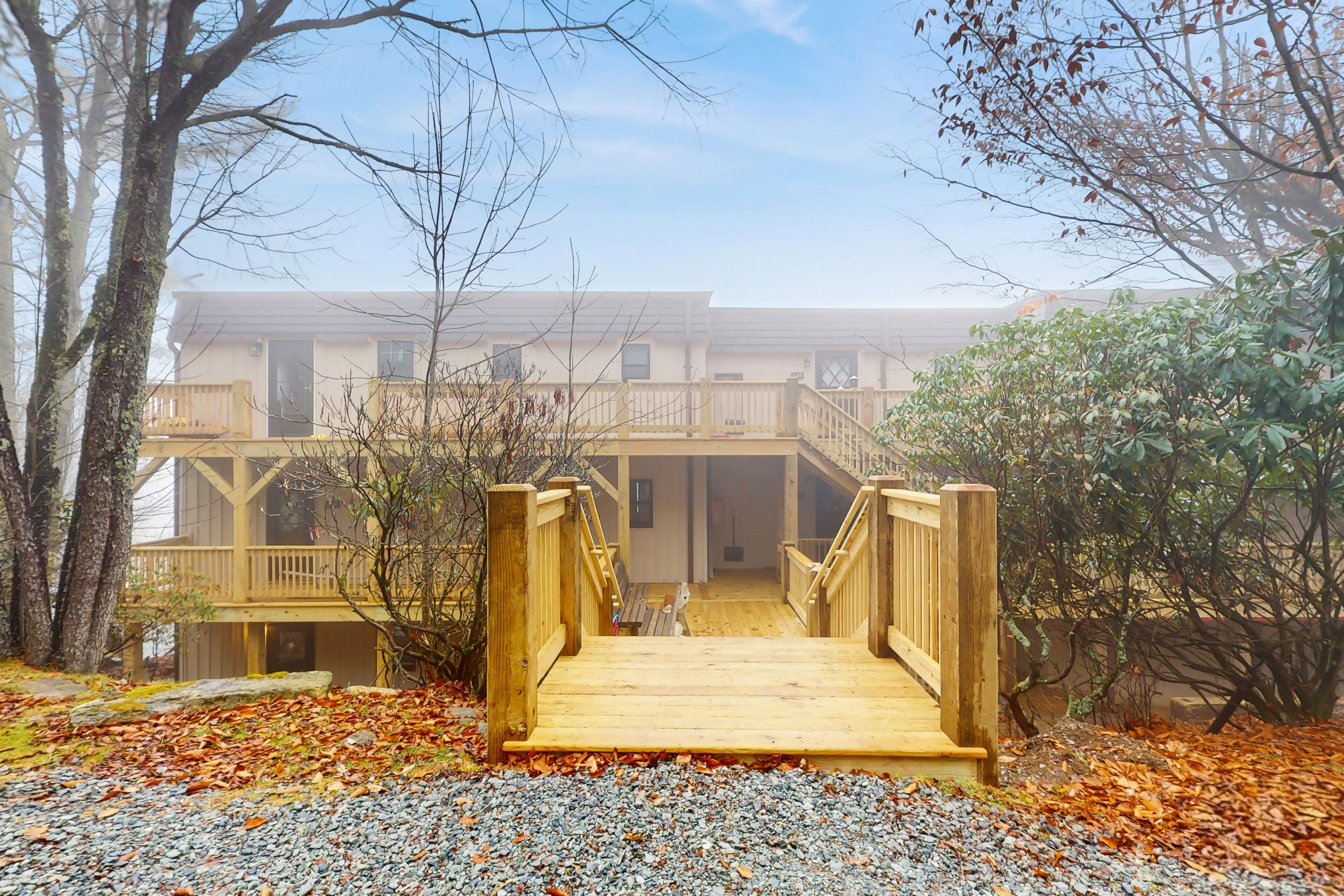 المنشأة من الخارج