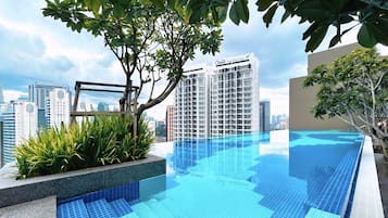 Apartamento, 2 habitaciones | Ropa de cama