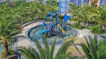 Outdoor pool, open 7:00 AM to 9:00 AM, lifeguards on site