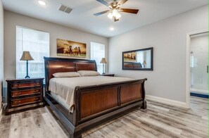 Strykejern/-brett, wi-fi og sengetøy