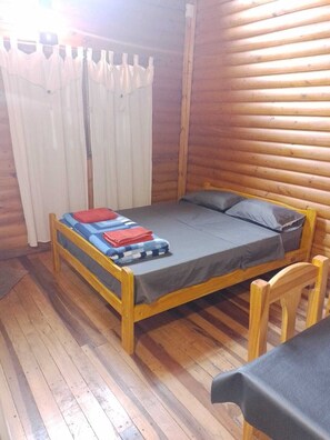 Family Cabin, Balcony, Courtyard View - Cabañas Misioneras  (San Ignacio)