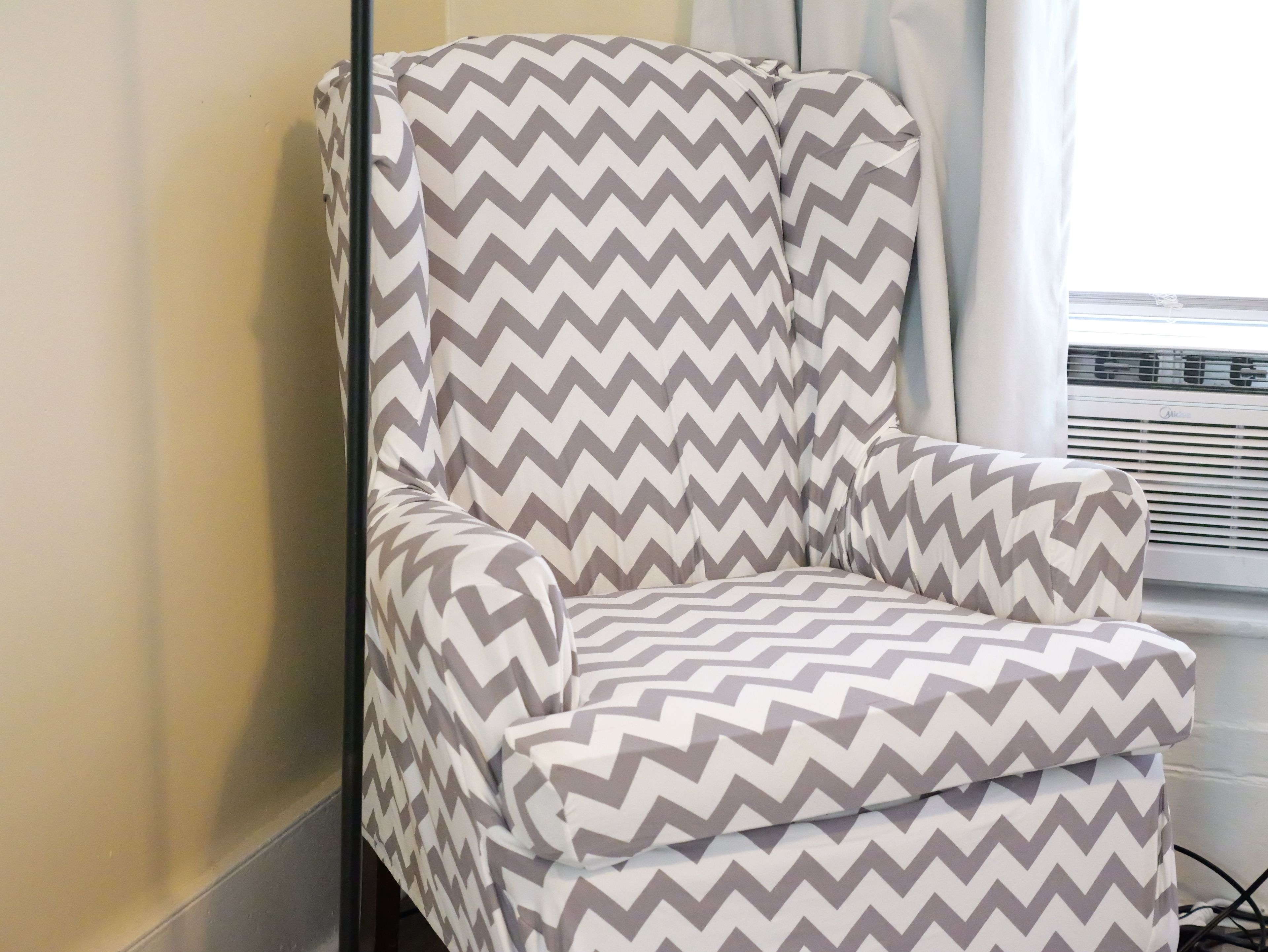 A chair with a zigzag pattern.