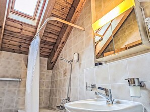 Towels - Les Thermalies 202 by Interhome (Ovronnaz)