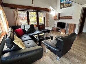 TV, DVD player - Sunstar by Interhome (Saas-Grund)