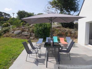 House | Balcony - Holiday Home With Partial sea View, Douarnenez (Douarnenez)