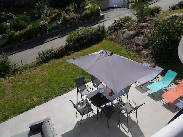 House | Balcony - Holiday Home With Partial sea View, Douarnenez (Douarnenez)