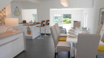 Rumah | Tempat makan