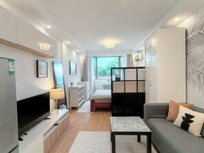 Standard-Studiosuite, Stadtblick | Wohnbereich