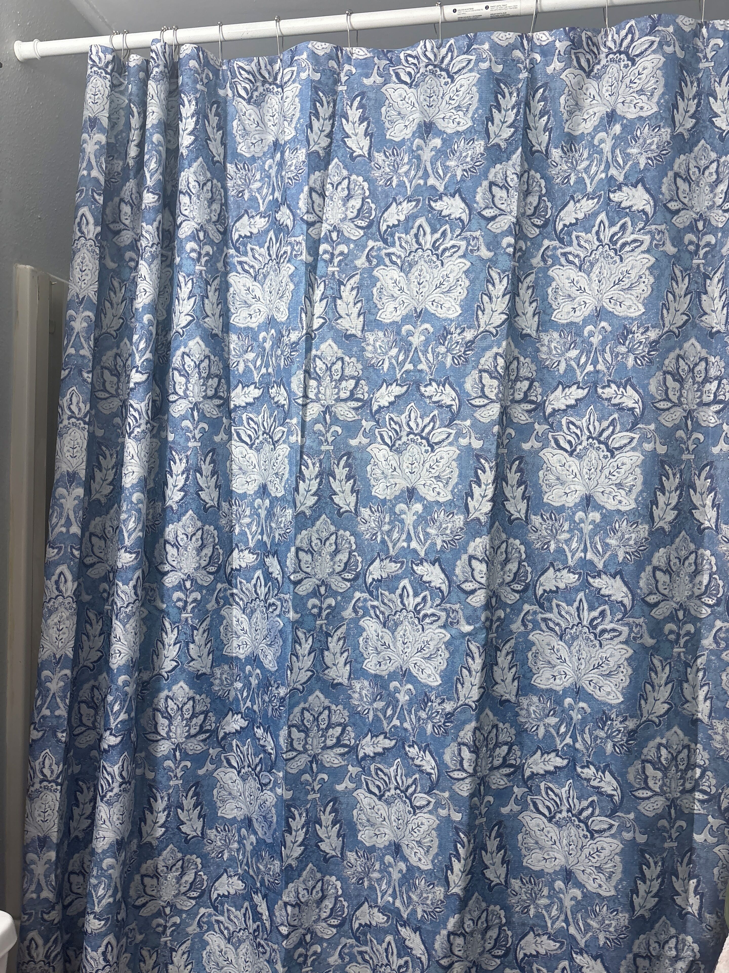 Regadera en el baño