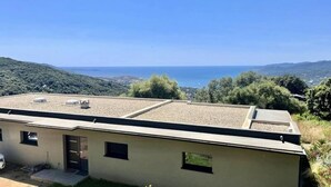 Exterior - Villa in Corsica With Stunning Sea Views (Viggianello)