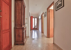 Interior - Paola Grande, in Marina di Campo, with two bathrooms, equipped terrace and conveniently located in t (Campo nell'Elba)