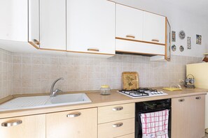 Fridge - Sonia apartment, in a strategic position to reach the most beautiful beaches, is a two-room apartmen (Marina di Campo)