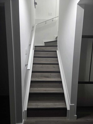 Interior - Adorable basement suite in Keswick Edmonton perfect for relaxing stays (Edmonton)