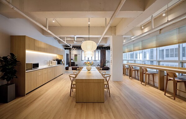 Living area - Kiwa Hostel (Seoul)